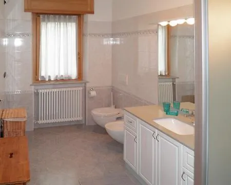 I Runchet Rondine Apartment